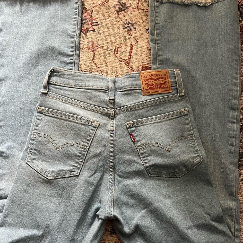 Women's Levi 726 Flare View 4
